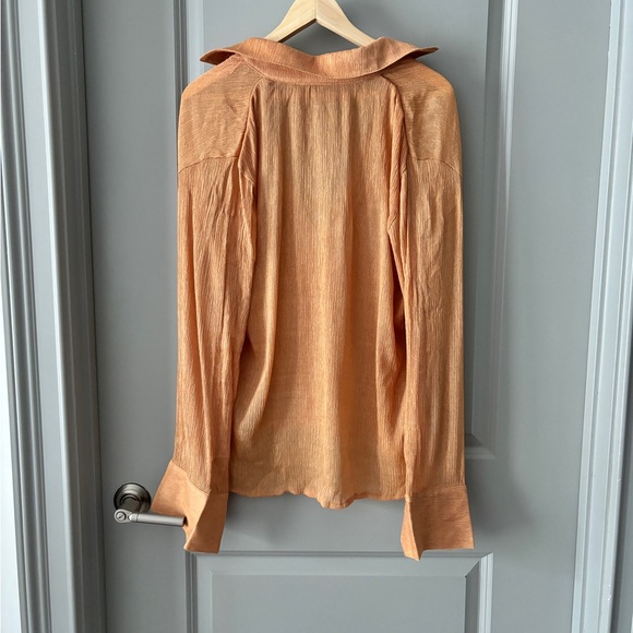 NWOT Savannah Morrow Avisa Button Up in Sandstone - Picture 4 of 5